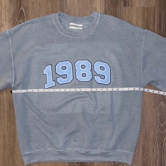 Anthropologie 1989 Varsity Patch Oversized Crew-neck Sweatshirt - Picture 6 of 7